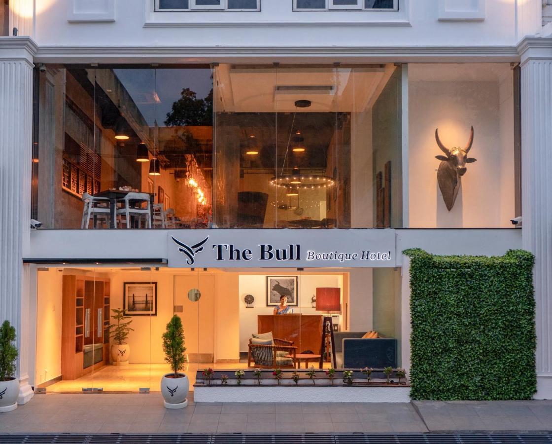 The Bull Boutique Hotel Pondicherry Exteriör bild